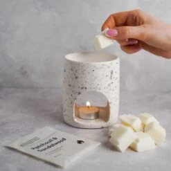 The Essence Vault Inspired By Good Girl- 81 - Wax Melt Bar -The Essence Vault DSC05196 2 d7ae3170 9dc8 4b8a 8cf8 a7bdce095bf1